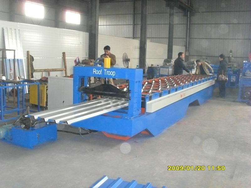 Automatic Width Adujstable Cold Roll Forming Machine