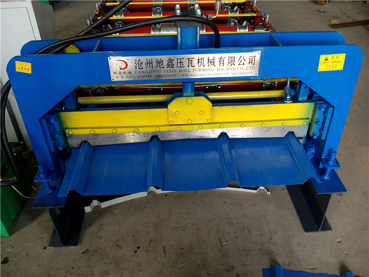 Steel Plate Colored Tile Galvanized Steel Corrugated Roof Cold Roll Forming Machine
