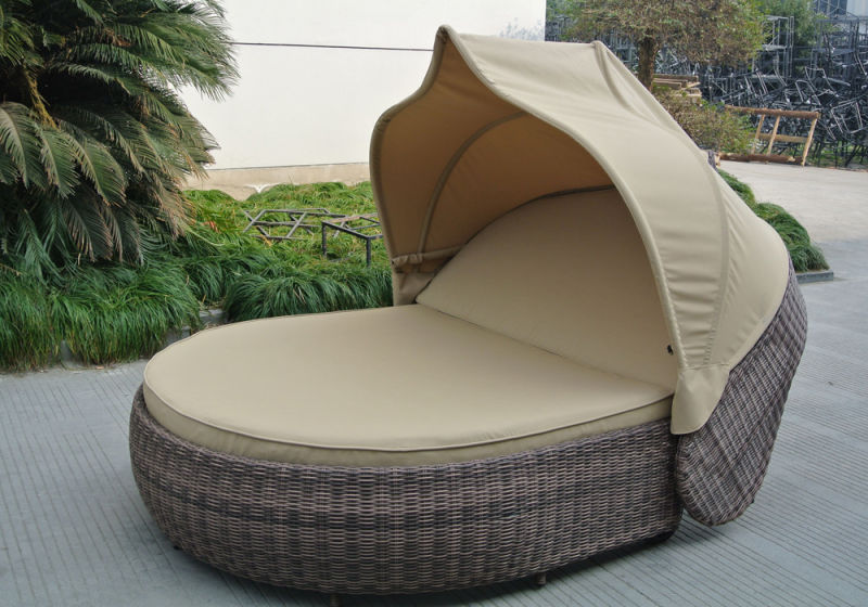 Outdoor Patio Garden Sun Lounger Canopy Wicker Rattan Day Bed