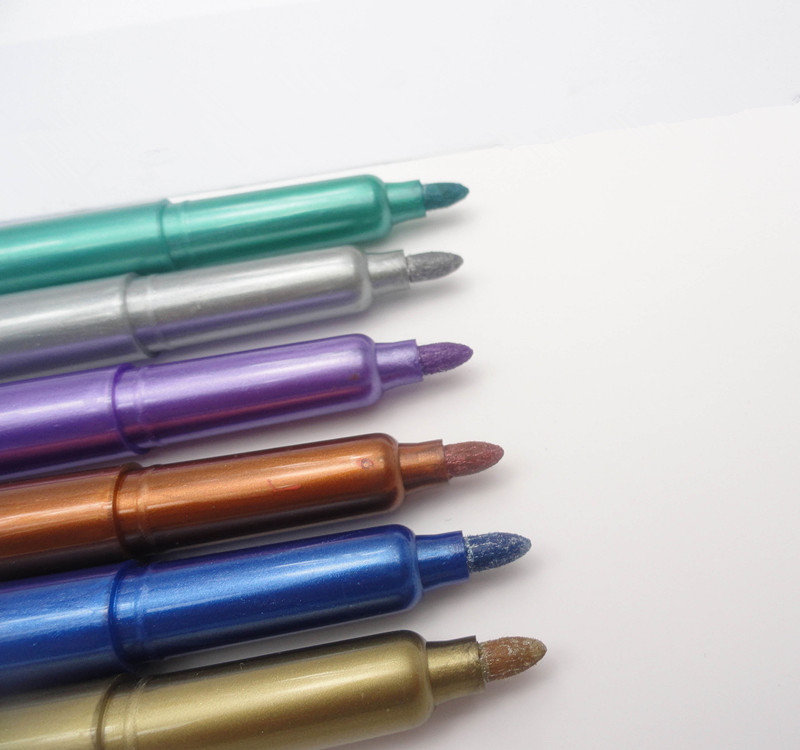 Non-Toxic Waterproof Quick-Drying Metallic Marker