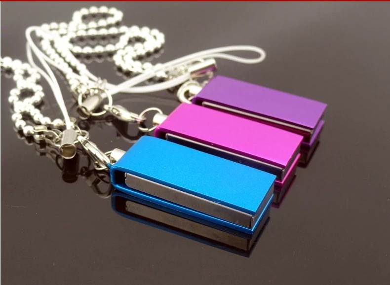 Hot Selling Cheap Swivel/Rotating Metal Flash Disk Memory USB with Keychain