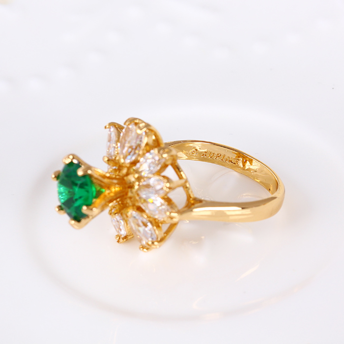 Xuping Fashion New Design Zircon 18k Gold Plated Ring