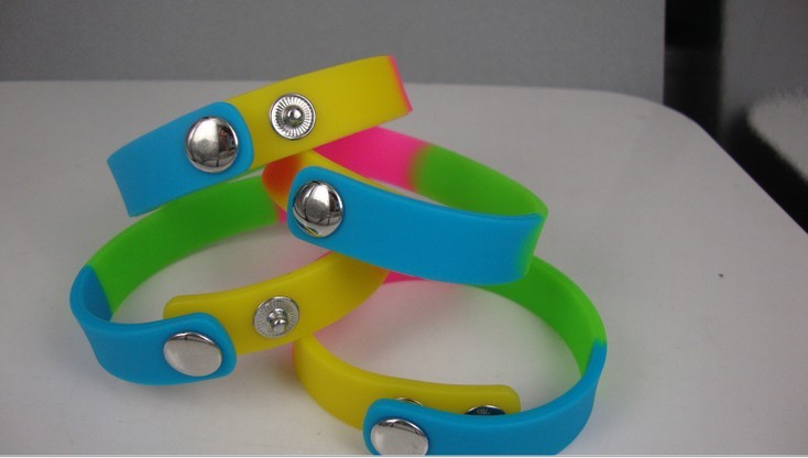 Polyester Waterproof Silicon Soft Wristband, Promotional Gifts (GZHY-SW-017)