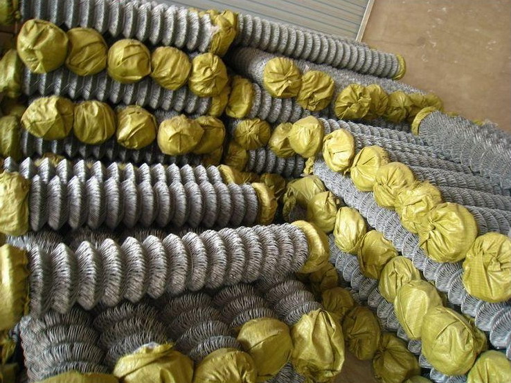 Galvanized Chain Link Fence (diamond wire mesh) , PVC Coated Chain Link Fence