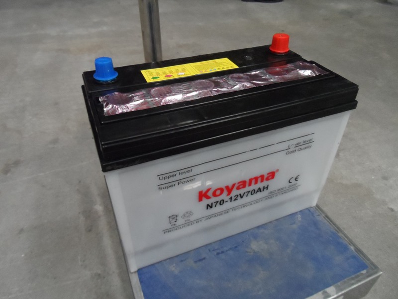 Dry Charge Car Battery Japan Standard 12V70ah