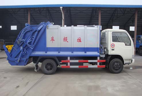 Dongfeng 4X2 Small Garbage Truck