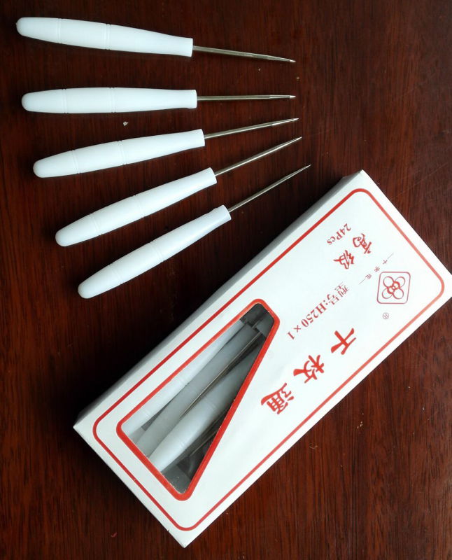 Tailor Awl with Plastic Handle