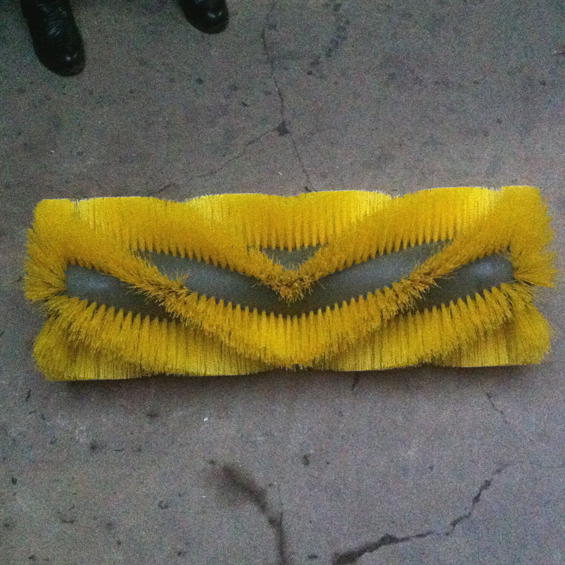 Yellow PP Roller Brush for Road Sweeper Machine (YY-153)