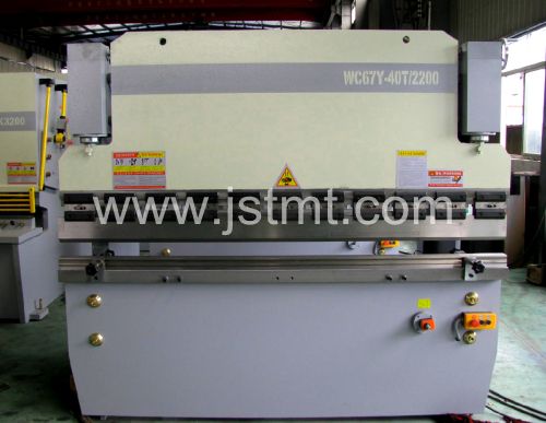 Hydraulic Press Brake Machine (WC67Y-40T 2200)