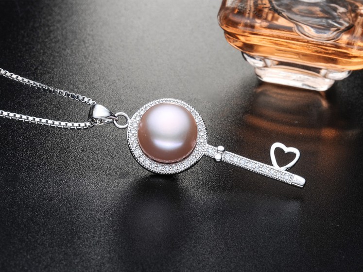 Wholesale Pearl Pendant 9-10mm AAA Bread Round 925 Silver Freshwater Pearl Pendant