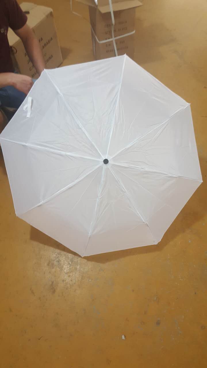 Manual Open White 3 Fold Umbrella