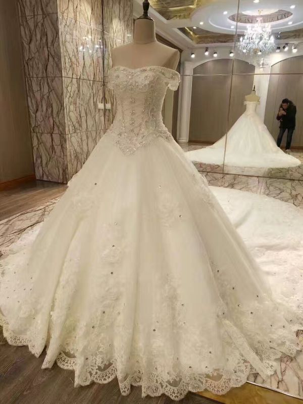 New Arrival 2017 Top Princess Marriage Wedding Dresses with Long Train