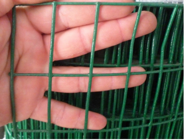 China Factory Supply Welded Wire Mesh Fence