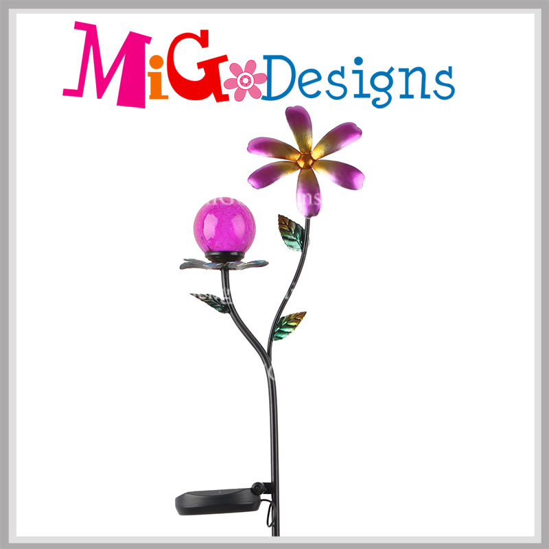 Metal Flower Design Outdoor Stake with LED Solar Lights