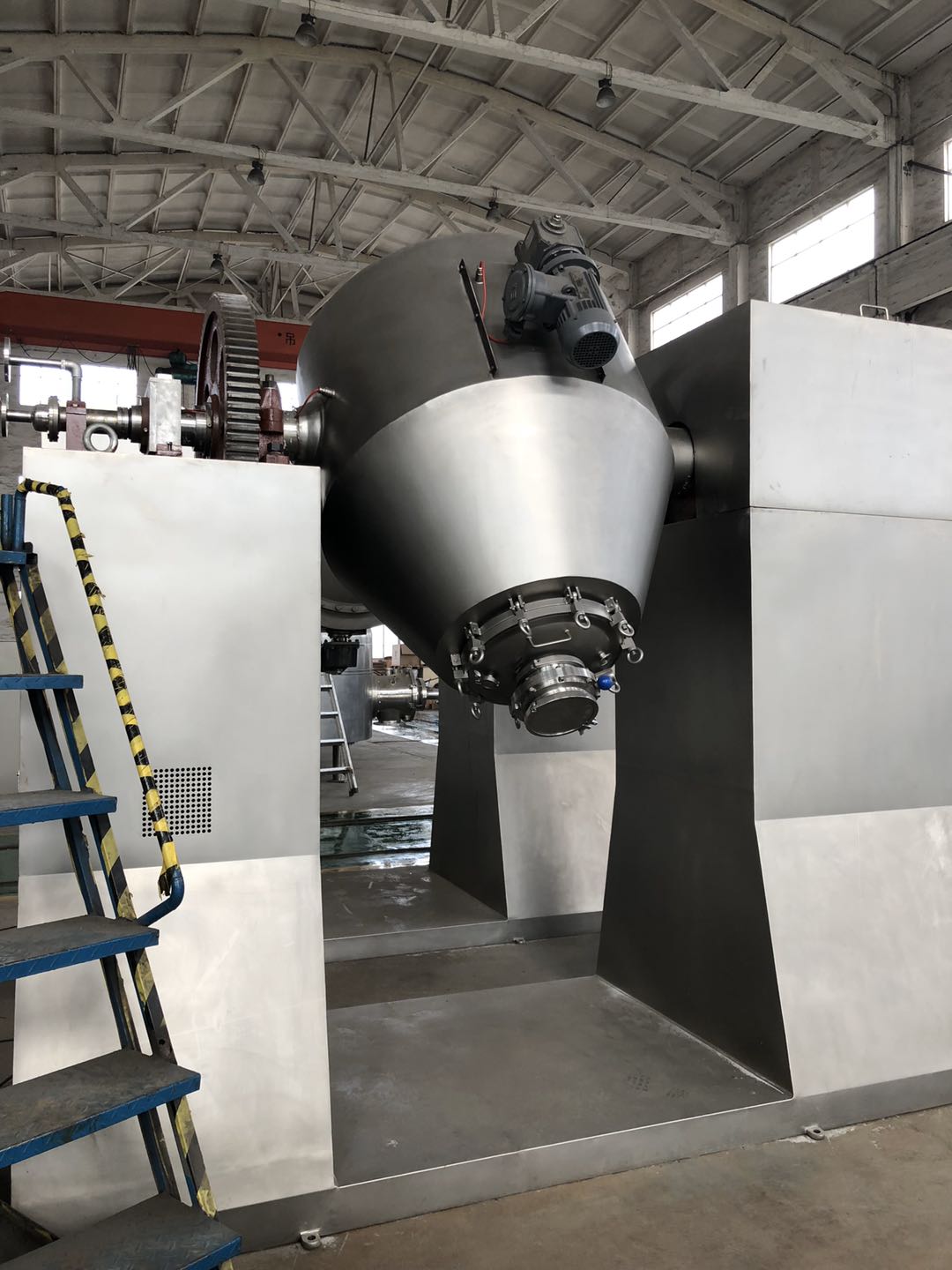 High Efficiency Double-Cone Dryer