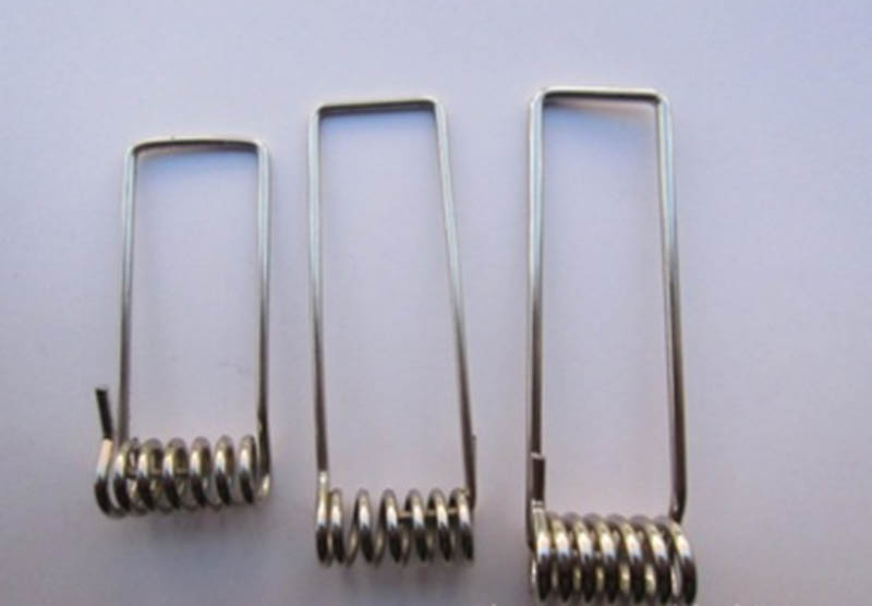 Supply Metal Stainless Steel Torsion Spring for LED Light