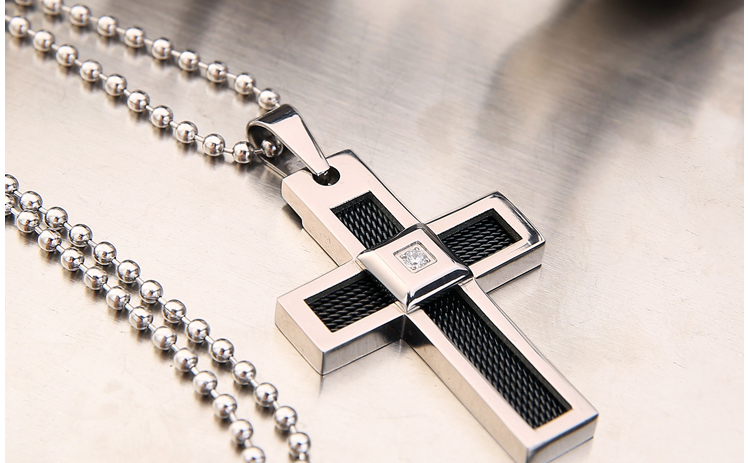 Stainless Steel Pendant Cross Pendant Necklace Fashion Jewelry (hdx1006)