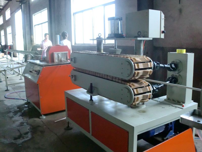 16-40mm PVC Electrical Cable Conduit Pipe Machine