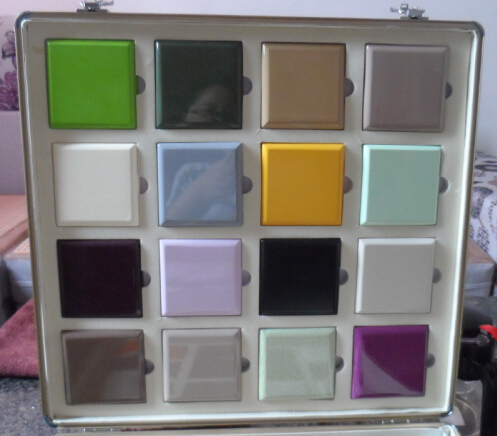 Modern Glossy Wooden Lacqure Painting Kitchen Cabinets with Many Colors to Choose (MOQ 1 set)