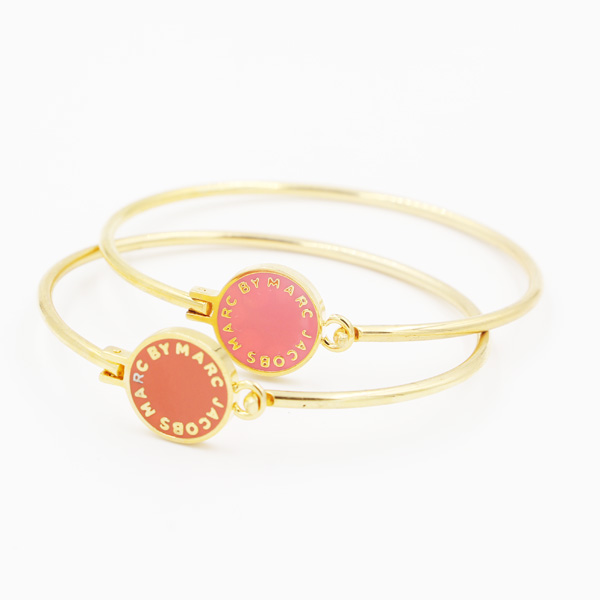 Simple Fashion Bangle with Custom Made Coin & Enamel Background