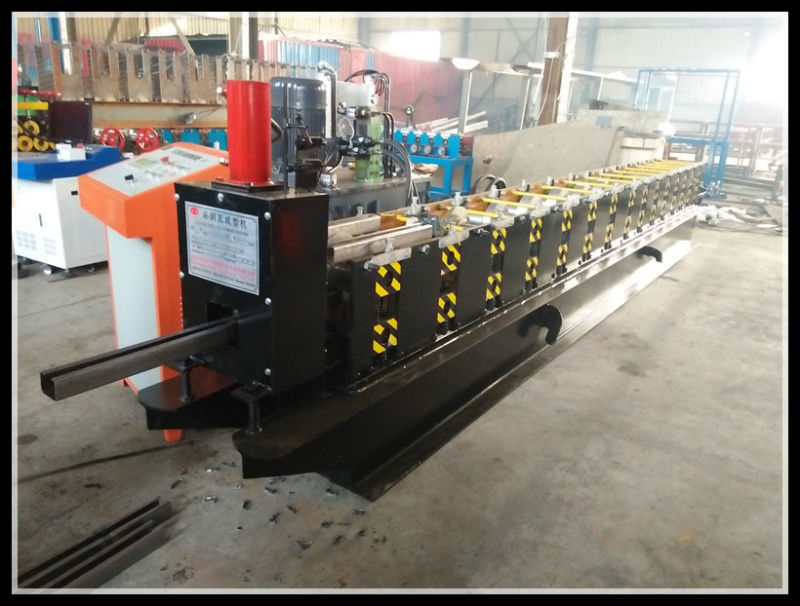 Dx Hydraulic Motor Drive C Purlin Roll Forming Machine