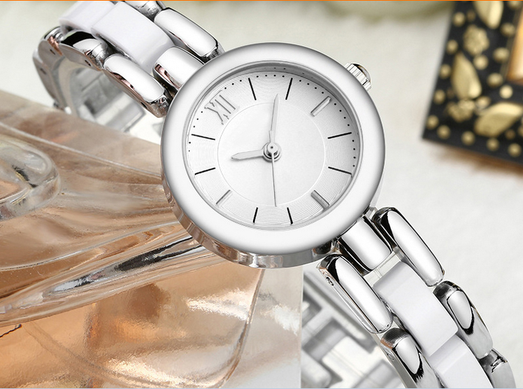 Quartz Movement Fashion Lady Bracelet Watch