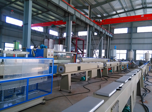 2015 New Type HDPE Pipe Extrusion Machine