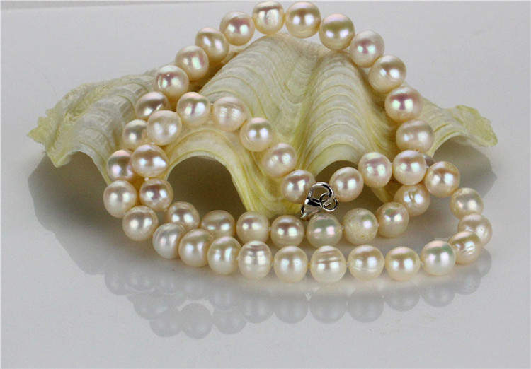 Snh White Natural Freshwater Pearl Set Wholesale