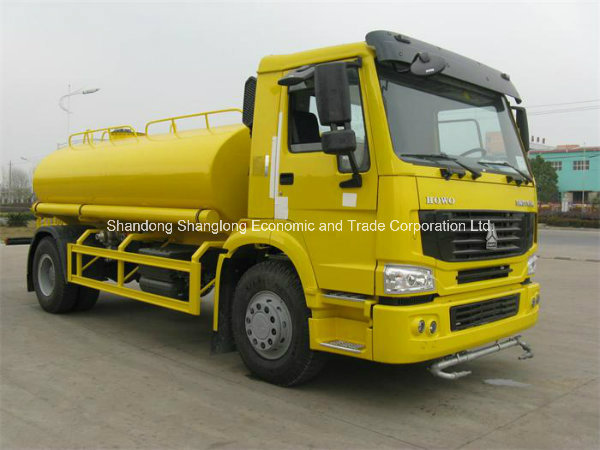 China Sinotruk Water Sprinkler Truck