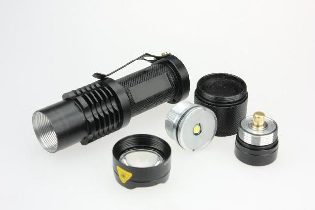 3 Modes Zoom Flashlight, 900 Lumens LED Torch, Mini Zoom Flashlight