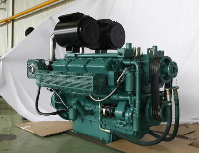 Wuxi Power 1800rpm Diesel Genest Engine 560kw