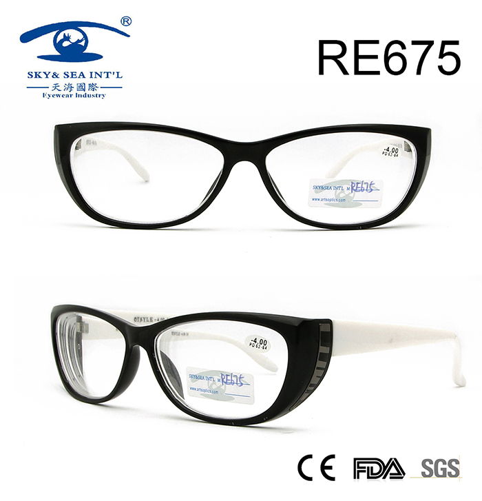 Classic Design Black Frame Plastic Reading Glasses (RE675)