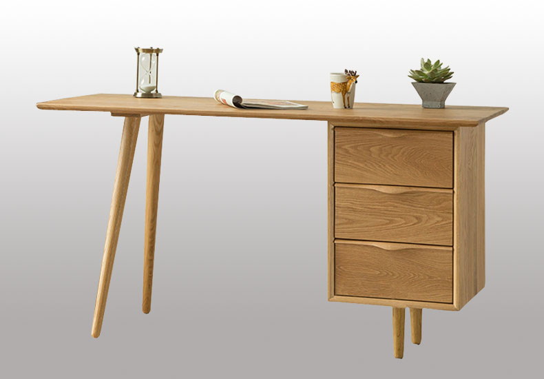 Wooden Office Desk with Famous Design