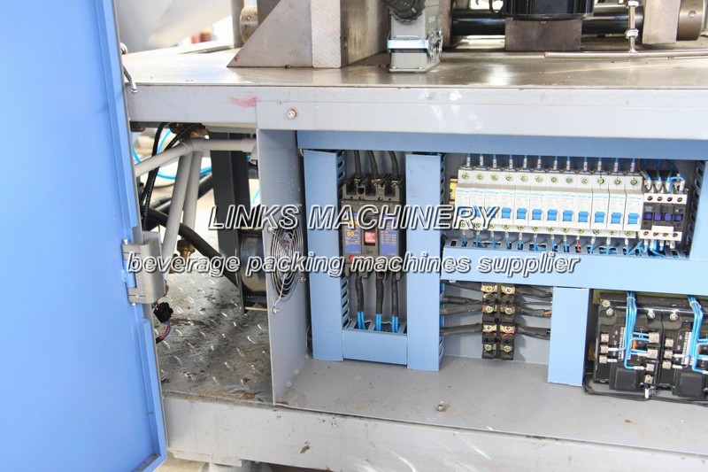 Blowing Bottle Molding Machine