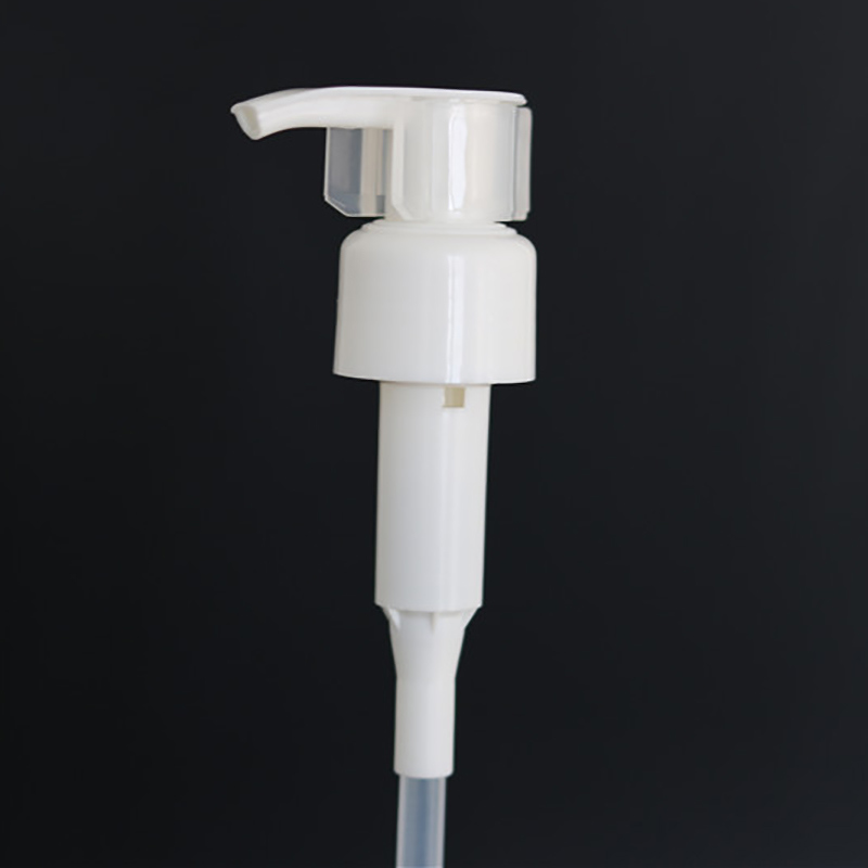 24 /410 Ribbed Lotion Dispenser Pump Plastic PP Lotion Pump (NP07)