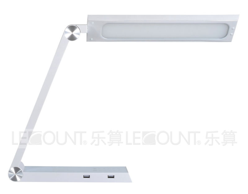 2016 New Foldable LED Table Lamp (LTB853)