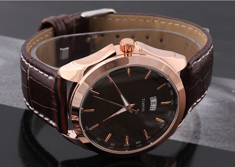 Customised Leather Strap Fashion Men Design Watch