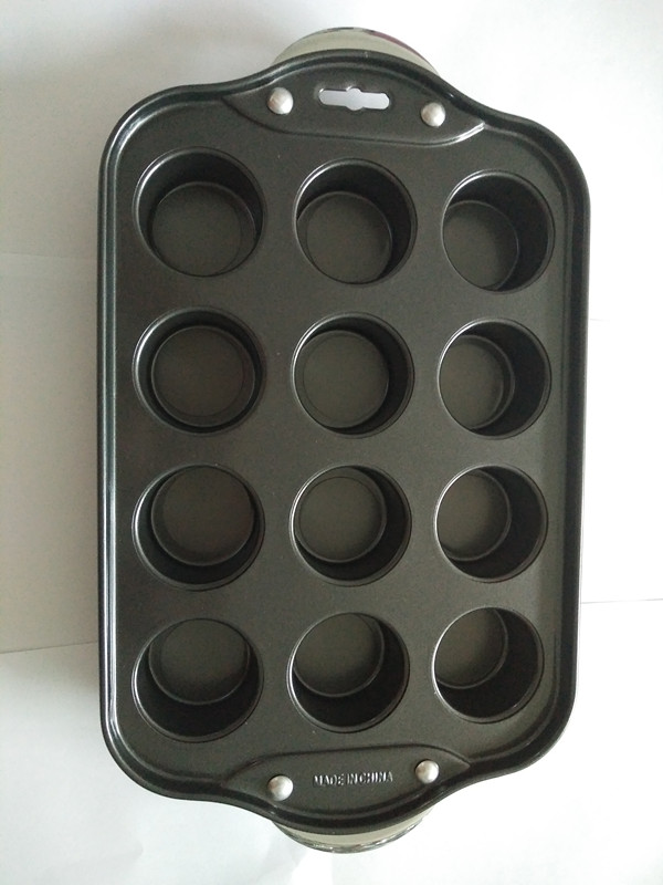 12 Grids Square Baking Pan / Cake Mold