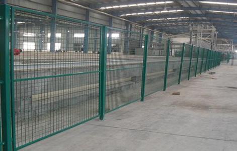 China Chain Link Wire Mesh Fencing, PVC Coated Chain Link fences, Plastic Chain