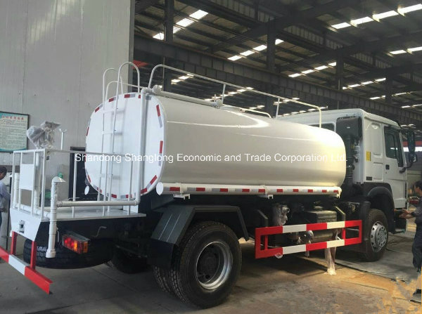 Sinotruk HOWO 266HP 4X2 Water Truck 8cbm~12 Cbm