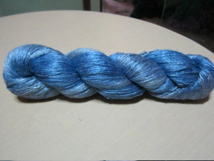 100% Mulberry Dyed Silk Yarn for Hand Knitting