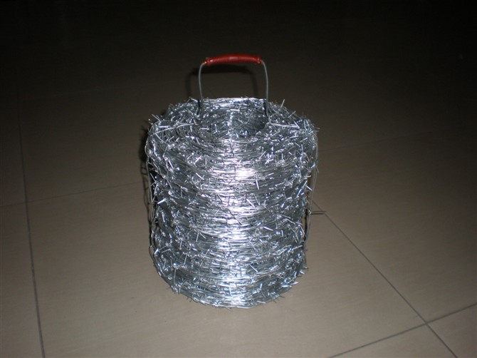 Green PVC Barbed Wire