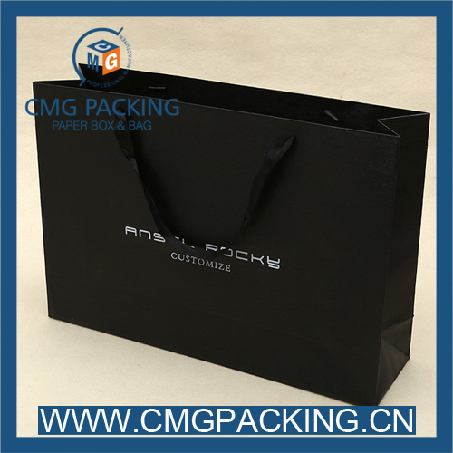 Custom Printing 250g Black Paper Bag for Garment Shopping