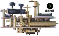 out Door Circuit Breaker for Controlling Electric Currentand Protecting