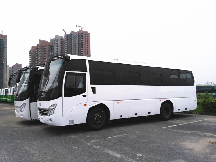 Chinese Cheap 9.8m 45 Seats Passenger Bus