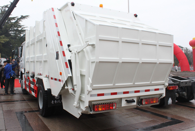 HOWO 10-18m3 Garbage Truck (QDZ5161ZYSZH)