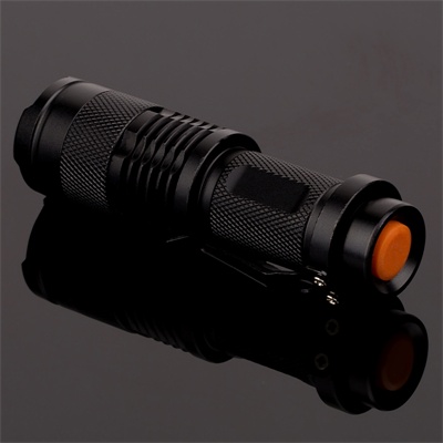 Telescopic Focusing 14500 Batt C81 Flashlight