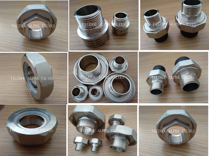 Brass Union Male Fitting with Rubber Tube (a. 7041)