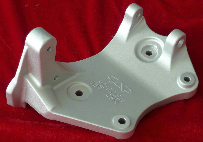 Aluminum Die Casting Auto Parts - Generator Bracket