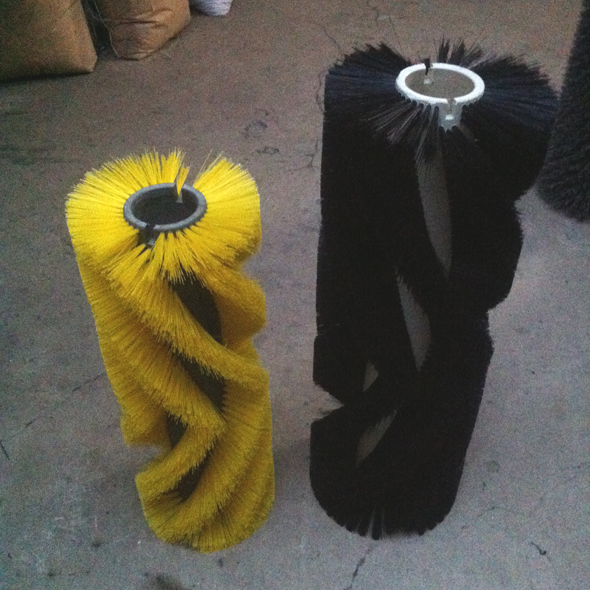 Yellow PP Roller Brush for Road Sweeper Machine (YY-153)